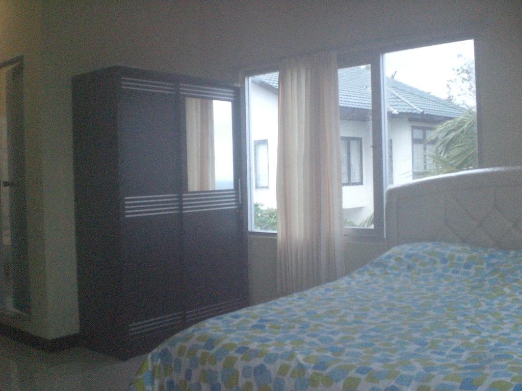 Sentosa 76 Guest House Balikpapan (Borneo) Room photo
