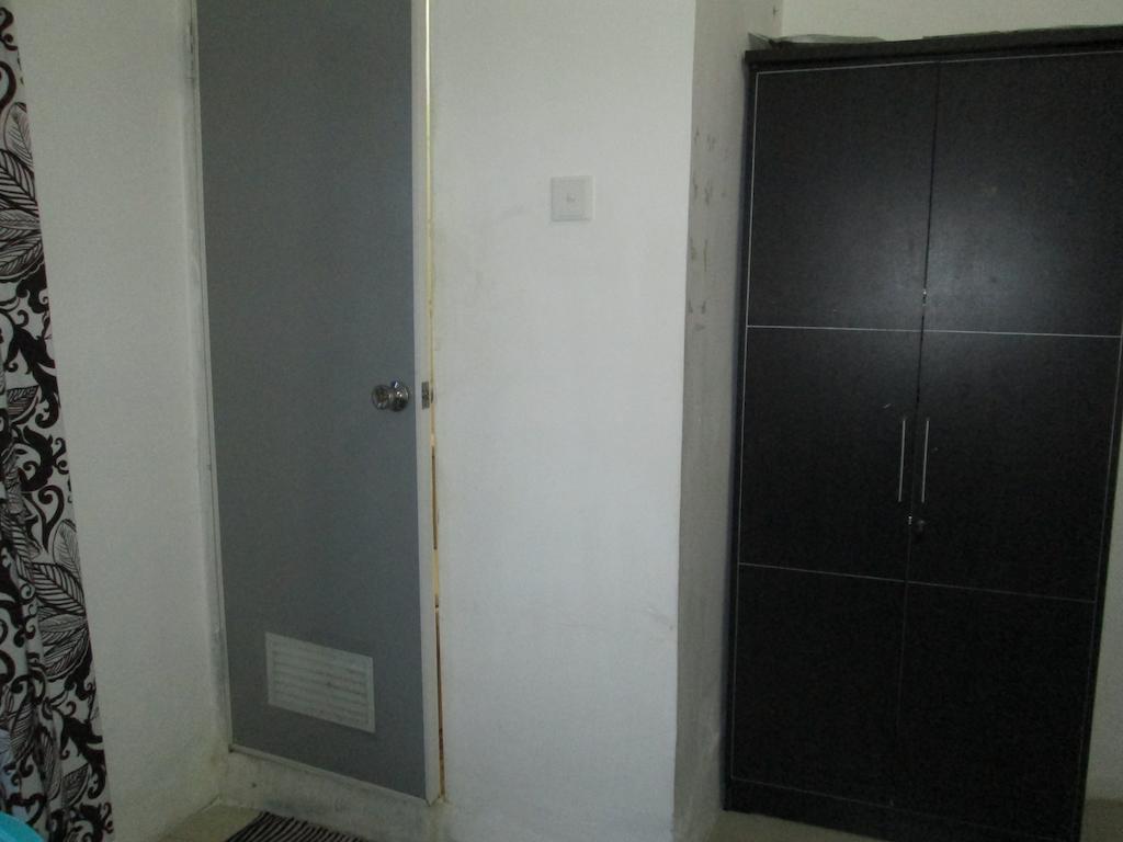 Sentosa 76 Guest House Balikpapan (Borneo) Room photo